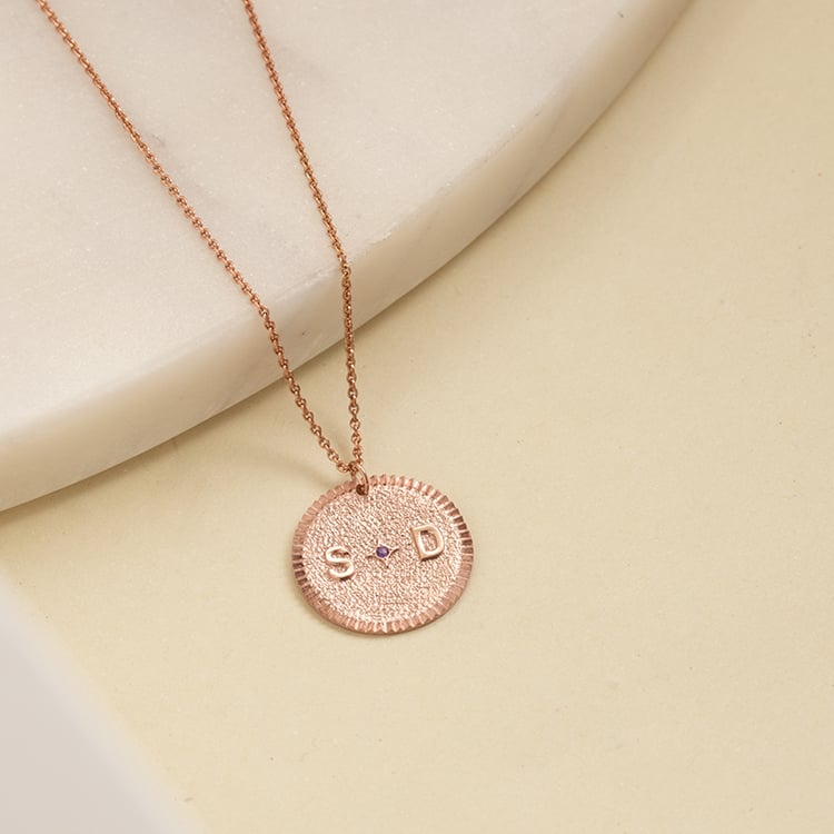 Silberner personalisierter Anhänger mit Edelstein und Buchstaben Larry 137939