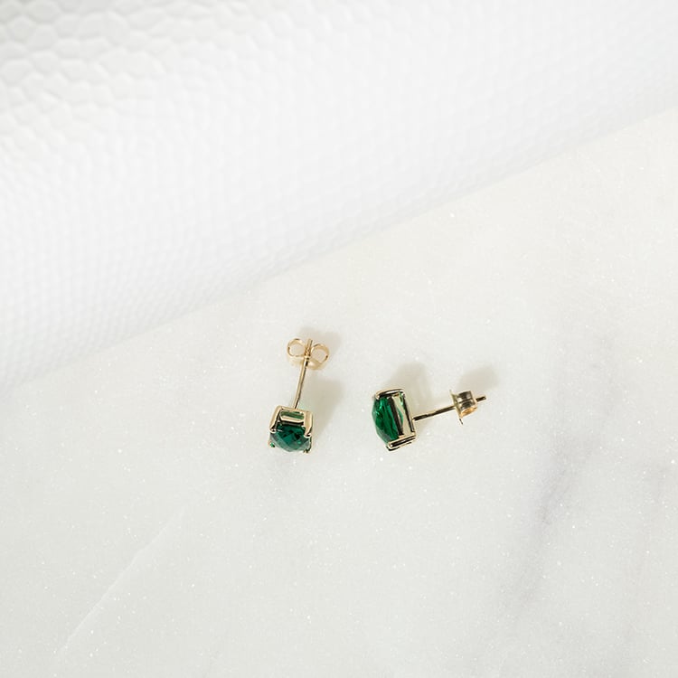 Goldene Ohrringe mit Emerald Smaragden Handan 132627