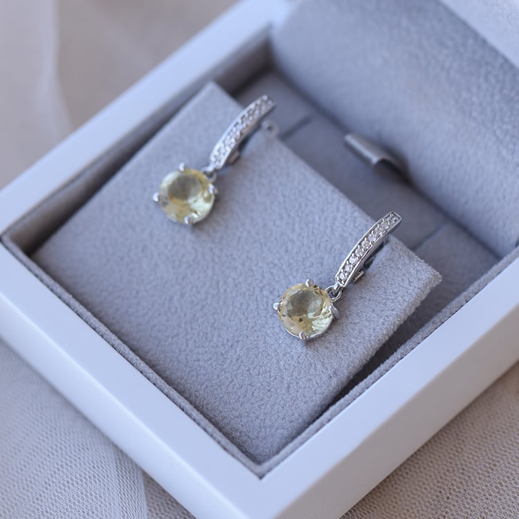 Dezente Silber-Ohrhänger mit Zitronentopas und Zirkonia Claret 60170