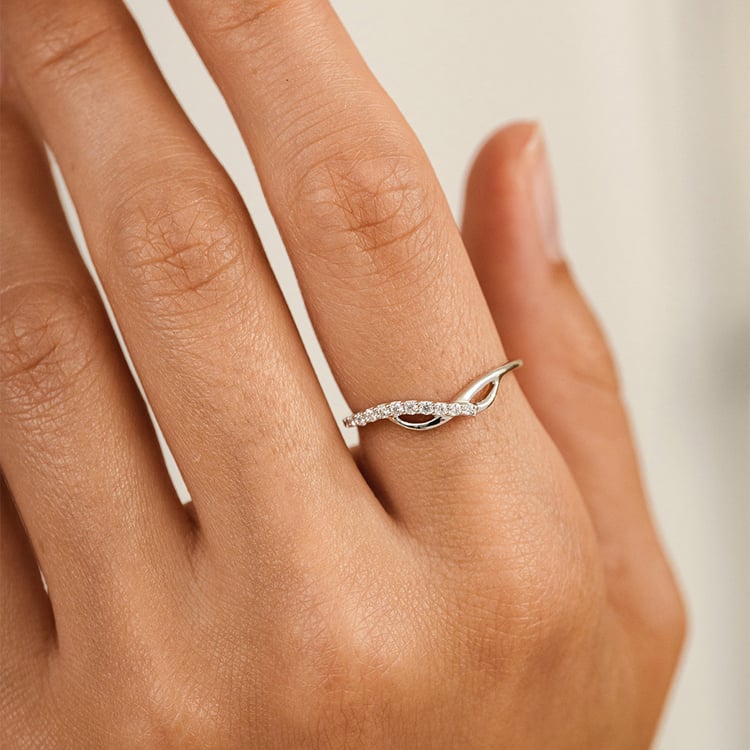 Atypischer Ring aus Silber mit Diamanten Joel 163057