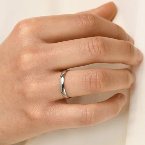 Abgerundete Platin-Eheringe Ebie