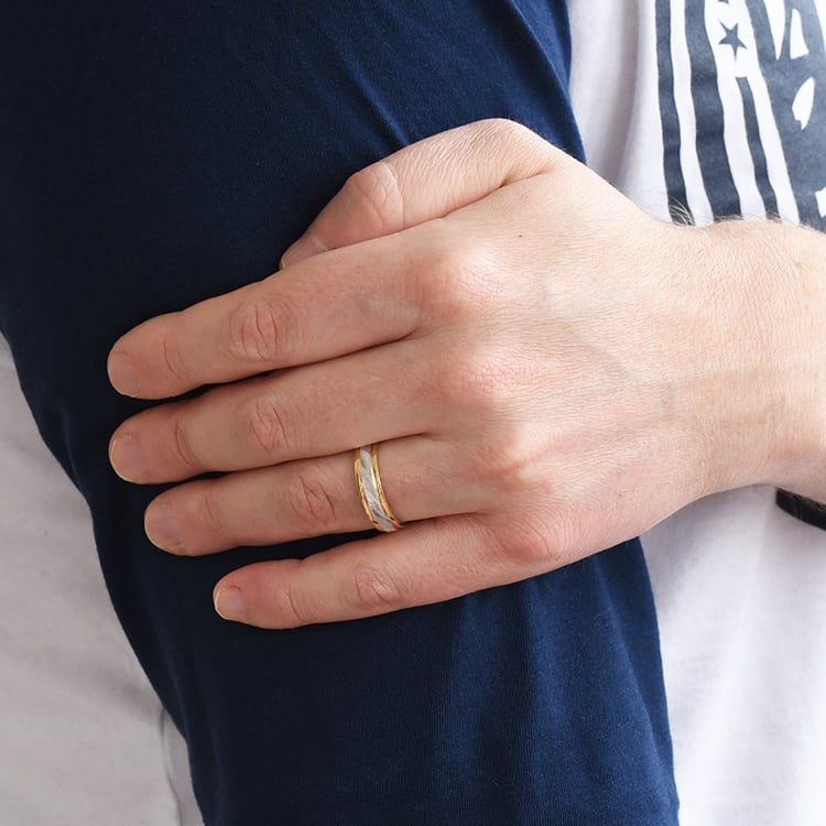 Goldene Eheringe mit Rillen Milen 77082