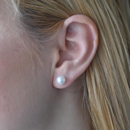 Elegante Ohrringe mit Perlen Hamely