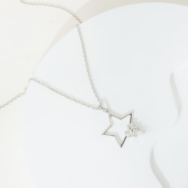 Anhänger aus Gold mit Lab Grown Diamanten in Stern-Form 164956