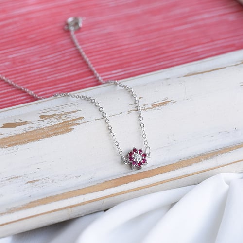 Zartes Armband mit einem Diamanten und Rubinen Vijay