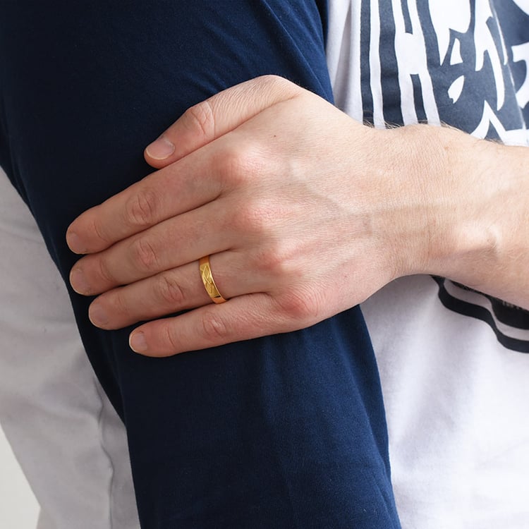 Dezente Eheringe aus Gold Ankit 76979