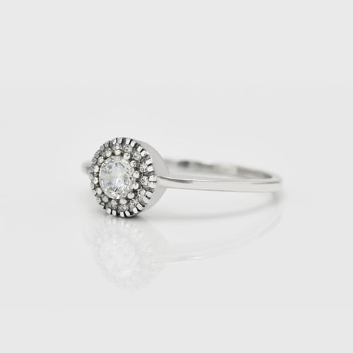 Verlobungsset mit Halo Ring und Diamanten Lieta