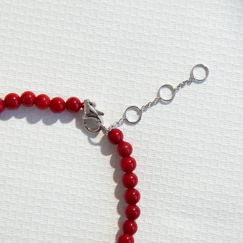 Silbernes Korallenarmband mit einer Perle Dolores