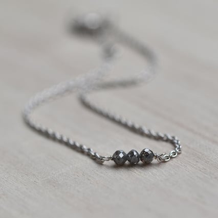 Goldarmband mit salt'n'pepper Diamanten Ulla