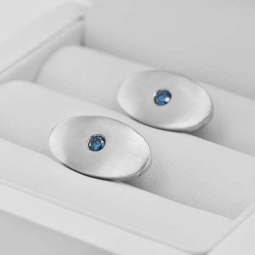 Manschettenknöpfe aus Platin mit blauen Diamanten Obert