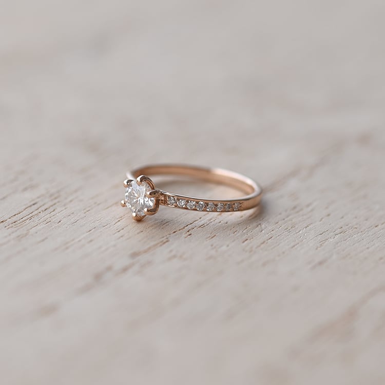 Verlobungsring aus Gold mit Diamant im Solitär-Pave Stil Vanan 62114