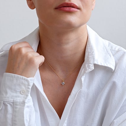 Goldanhänger mit Aquamarin Rafyna