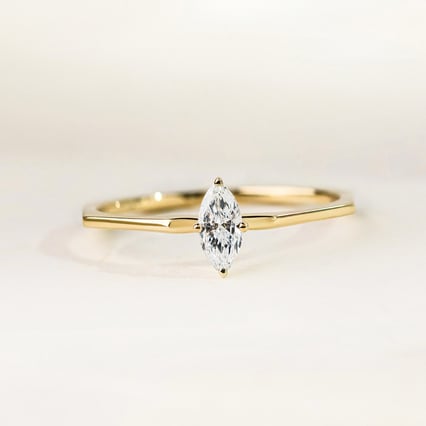 Ring mit Diamanten Julia
