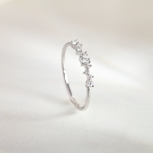 Cluster Ring mit funkelnden Diamanten Percy