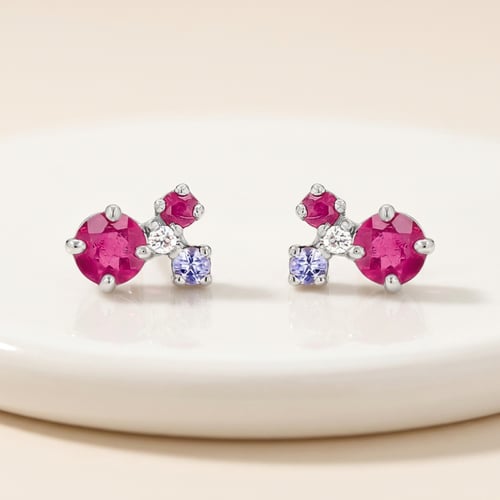 Silberne Ohrstecker mit Tansanit, Turmalin, Rubin und einem Diamanten Kerrie