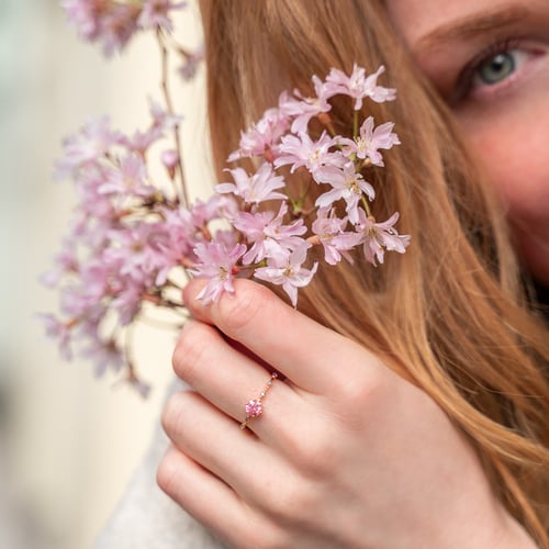 Verlobungsring mit zertifiziertem Fancy Pink Lab Grown Diamanten Imelda