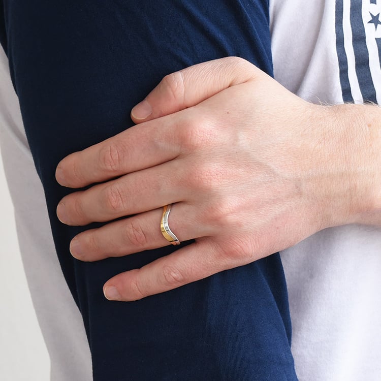 Goldene Eheringe mit Diamanten Charla 76993