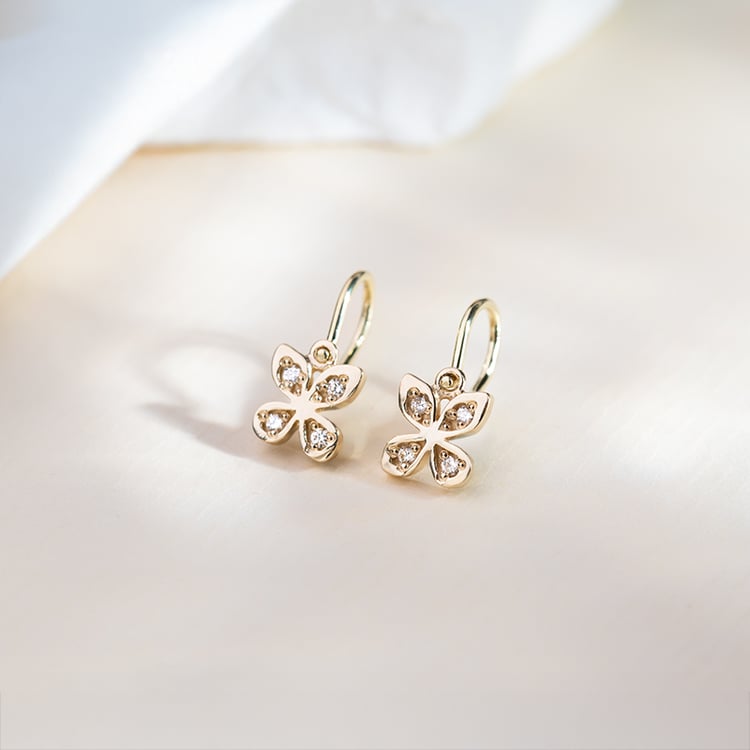 Kinderohrringe aus Gold in Form eines Schmetterlings mit Lab Grown Diamanten Madeleine 151752