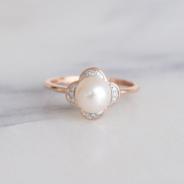 Goldenes Perlenset mit Diamanten in Blumenform Zahid 103556
