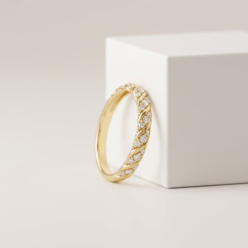 Gedrehter Eternity-Ring mit Lab Grown Diamanten Rami