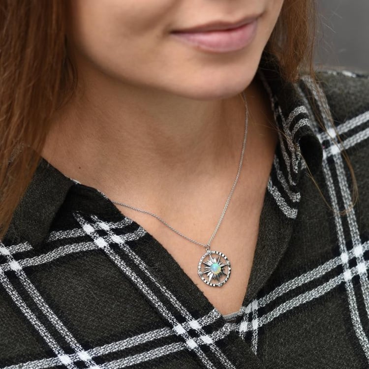 Anhänger aus Gold Kompass mit natürlichem Opal Pinto 48264