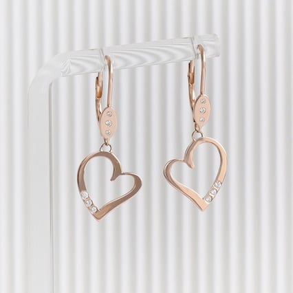 Goldene Hängeohrringe in Herzform mit Diamanten Mekhi