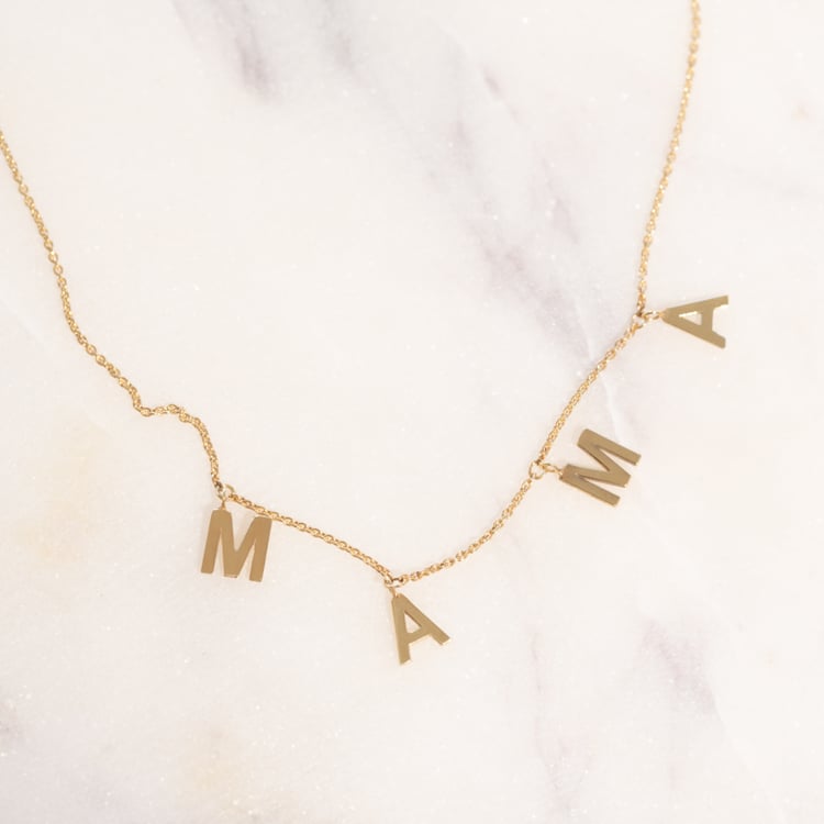 Silberne Halskette mit Buchstaben Mama 118934