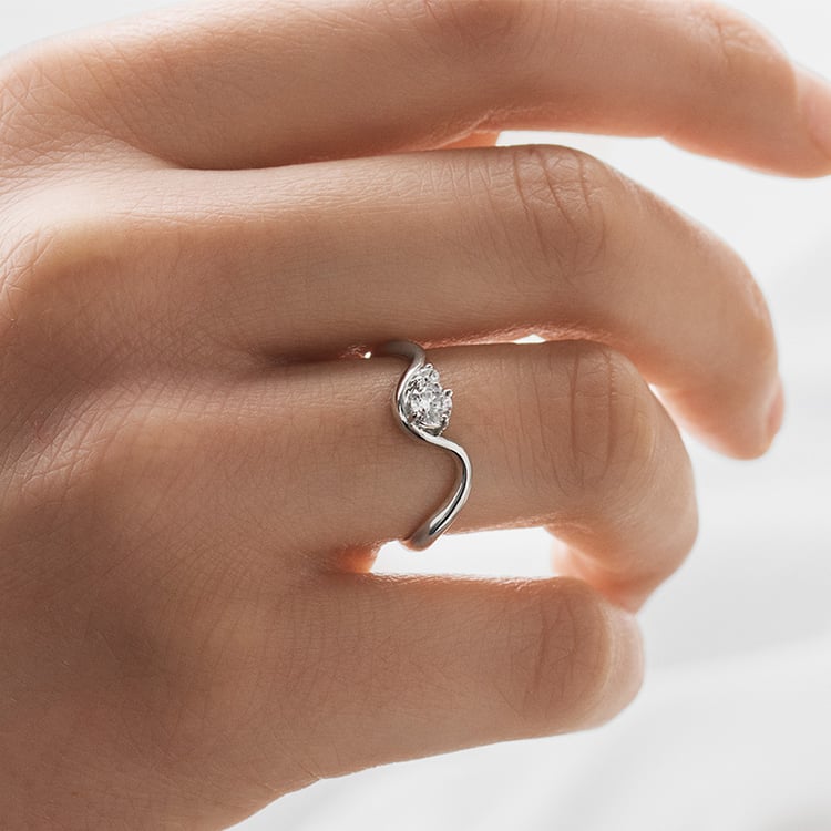 Ring mit rundem Diamanten 154967