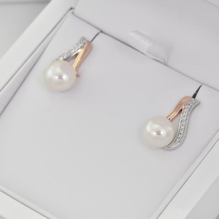 Silberne Ohrringe mit weißen Perlen Lamesi 9524