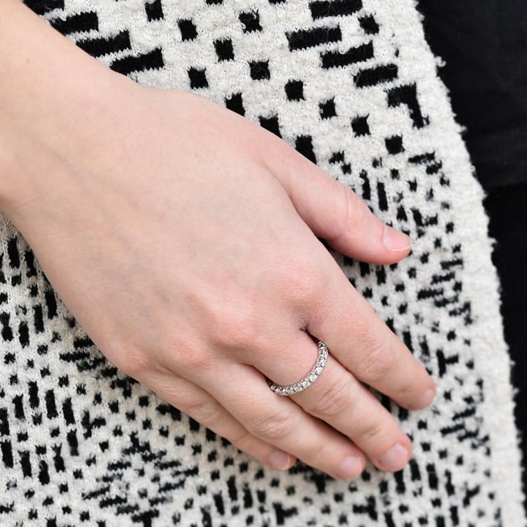 Eheringe aus Eternity-Ring mit Lab Grown Diamanten und einem breiten Komfort-Ring Sykes 102243