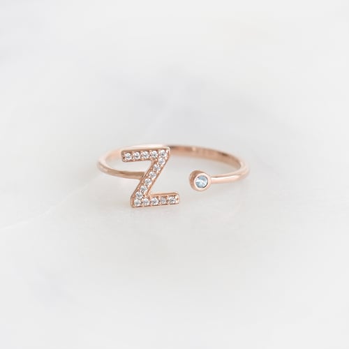 Ring mit Diamanten mit Buchstaben und Edelstein nach Wahl Armand