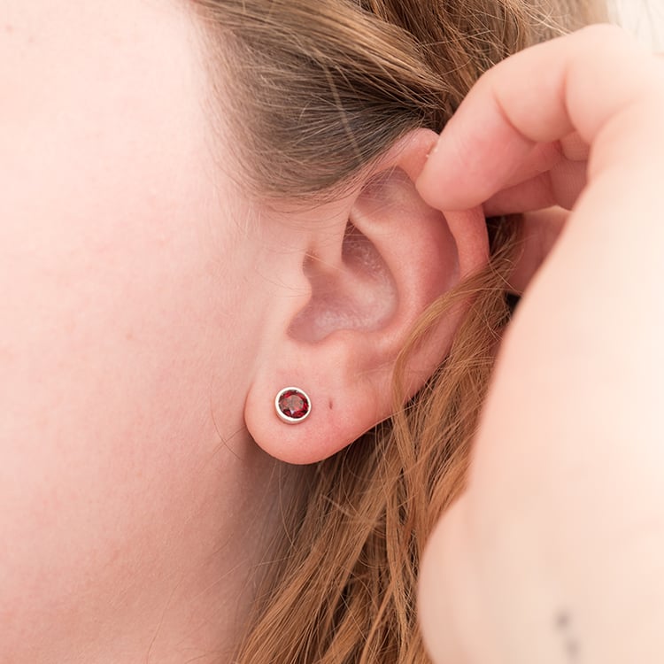 Ohrringe mit Granaten Wetty 129981