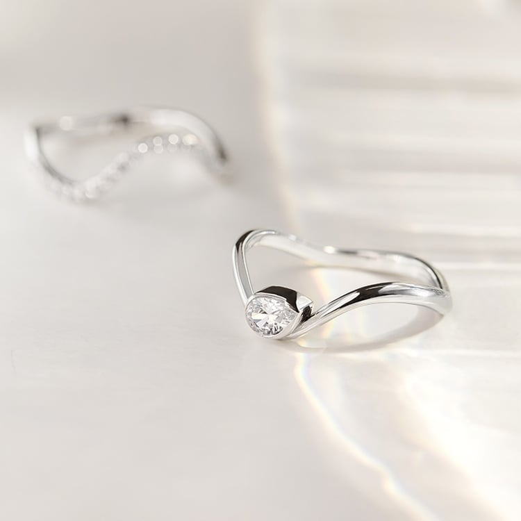 Atypischer Ehering mit Lab Grown Diamanten 155525