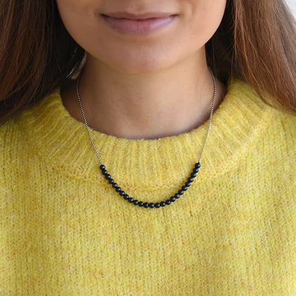 Silberne Halskette mit schwarzen Perlen Tanya