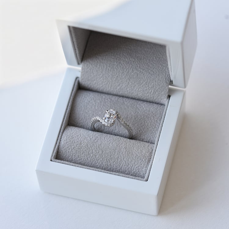 Eleganter Verlobungsring mit Moissanit Fabiana 66227