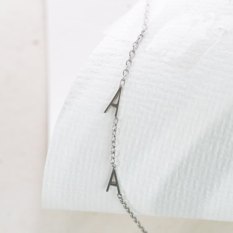 Silbernes Armband mit 2 Buchstaben Ihrer Wahl Annika 124526