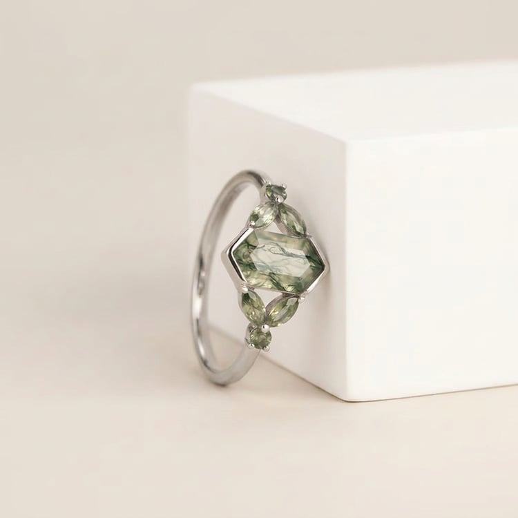 Eleganter Ring mit Moosachat und kleineren Achaten Juliana 170441