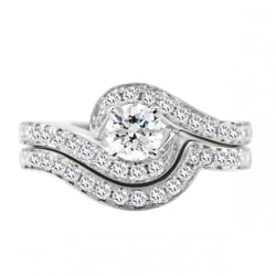 Elegantes Set von Verlobungsring und Ehering mit Diamanten Dyani