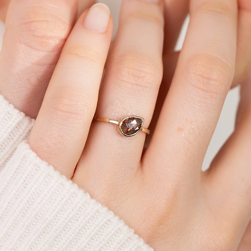 Ring mit Salt and Pepper Diamant Luna