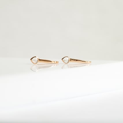 Hängeohrringe mit Mondstein in Herzform Levy