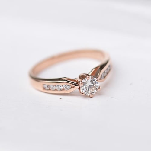 Verlobungsring mit Lab Grown Diamanten Mita