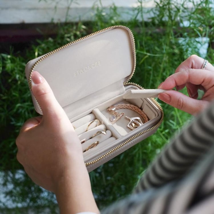 Schmuck organisation 42011