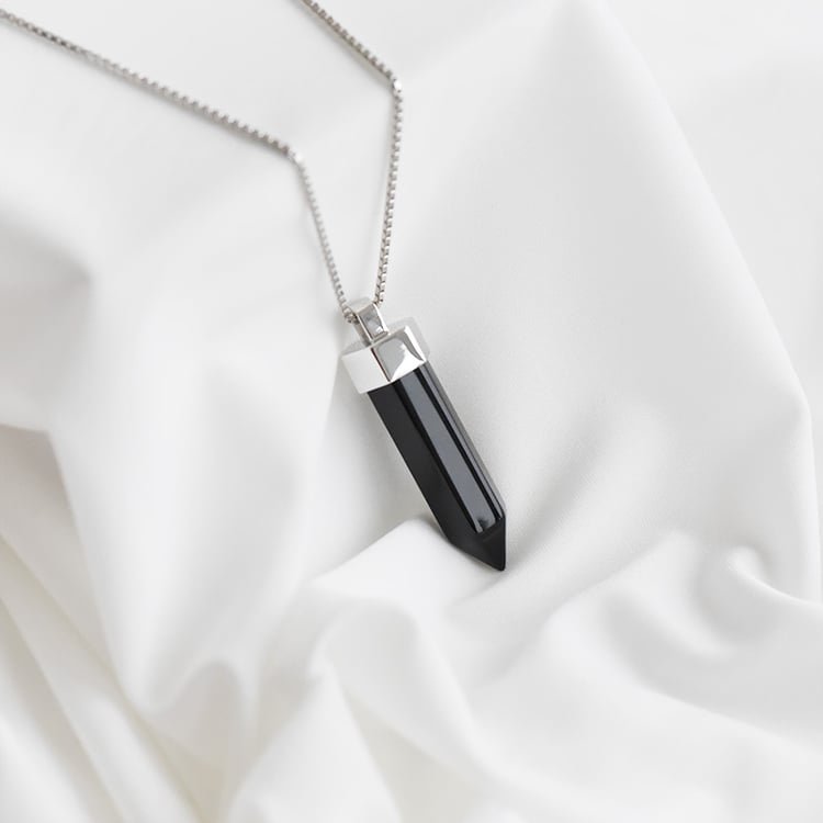 Silberner Anhänger mit schwarzem Onyx Amulius 90478