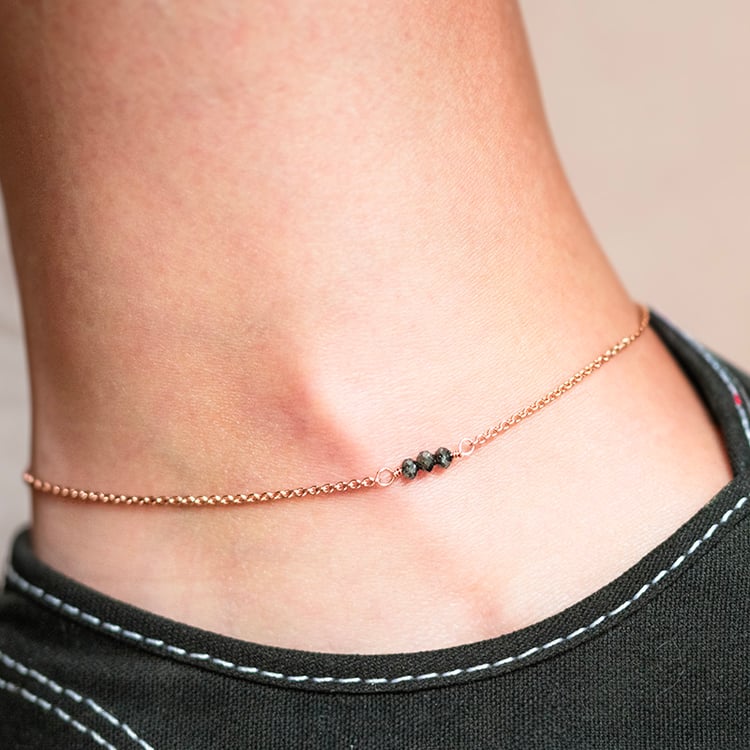 Silbernes Fußkettchen mit Salt and Pepper Diamanten Muna 140788