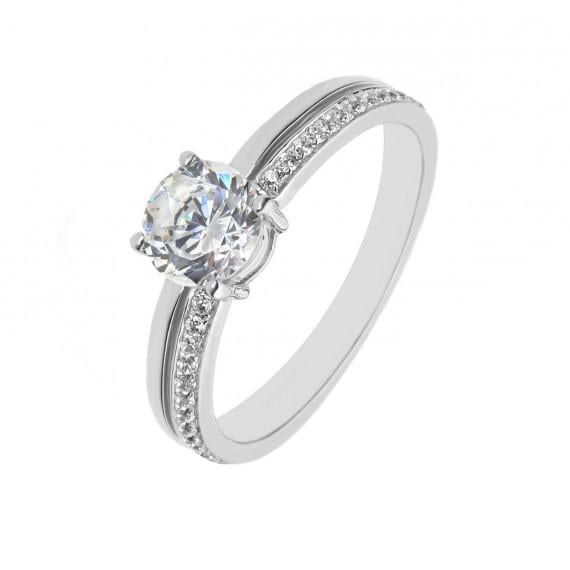 Platinring mit Diamanten