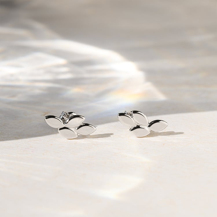 Goldene Ohrstecker mit Blättern Sintia 140480