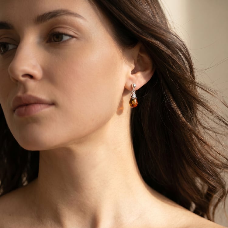 Silberne Hängeohrringe mit Bernstein Dana 166777