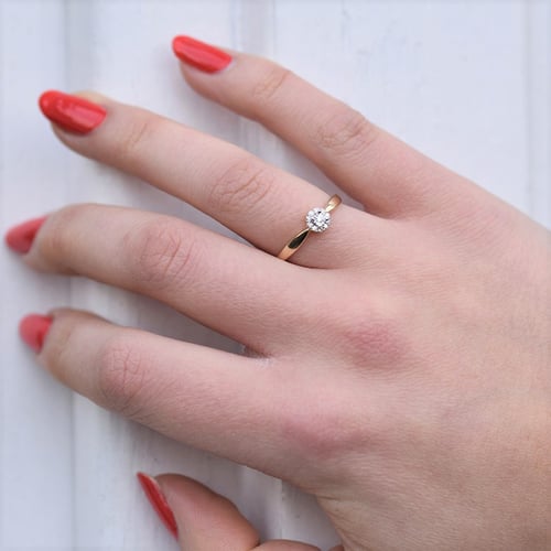 Verlobungsring voller Lab Grown Diamanten Arline