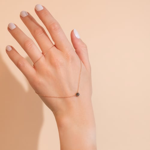 Kette mit einem Salt and Pepper Diamanten Mejia