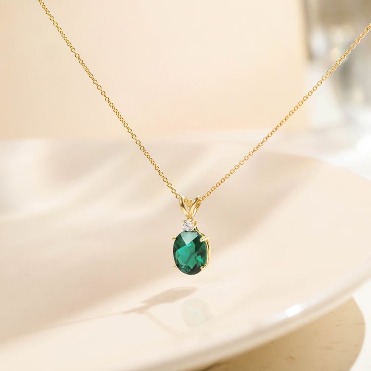 Goldener Anhänger mit Lab Grown Smaragd Marta 165042